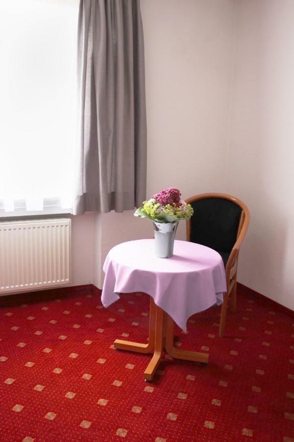 Hotel Gasthof Adler Ulm Exterior foto